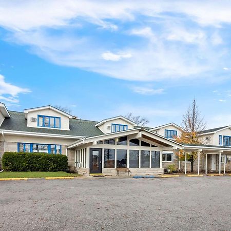 Rodeway Inn Formerly Camp Inn Lodge Oscoda Kültér fotó