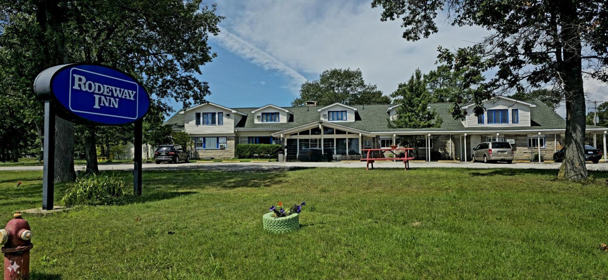 Rodeway Inn Formerly Camp Inn Lodge Oscoda Kültér fotó